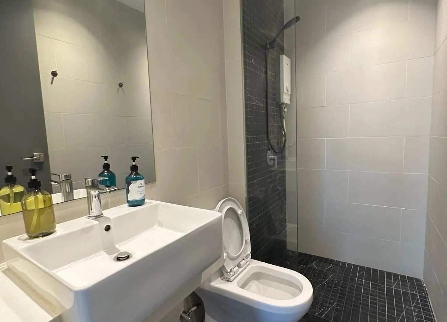 Beacon Executive Suites - By Iz Τζωρτζ Τάουν Μαλαισία