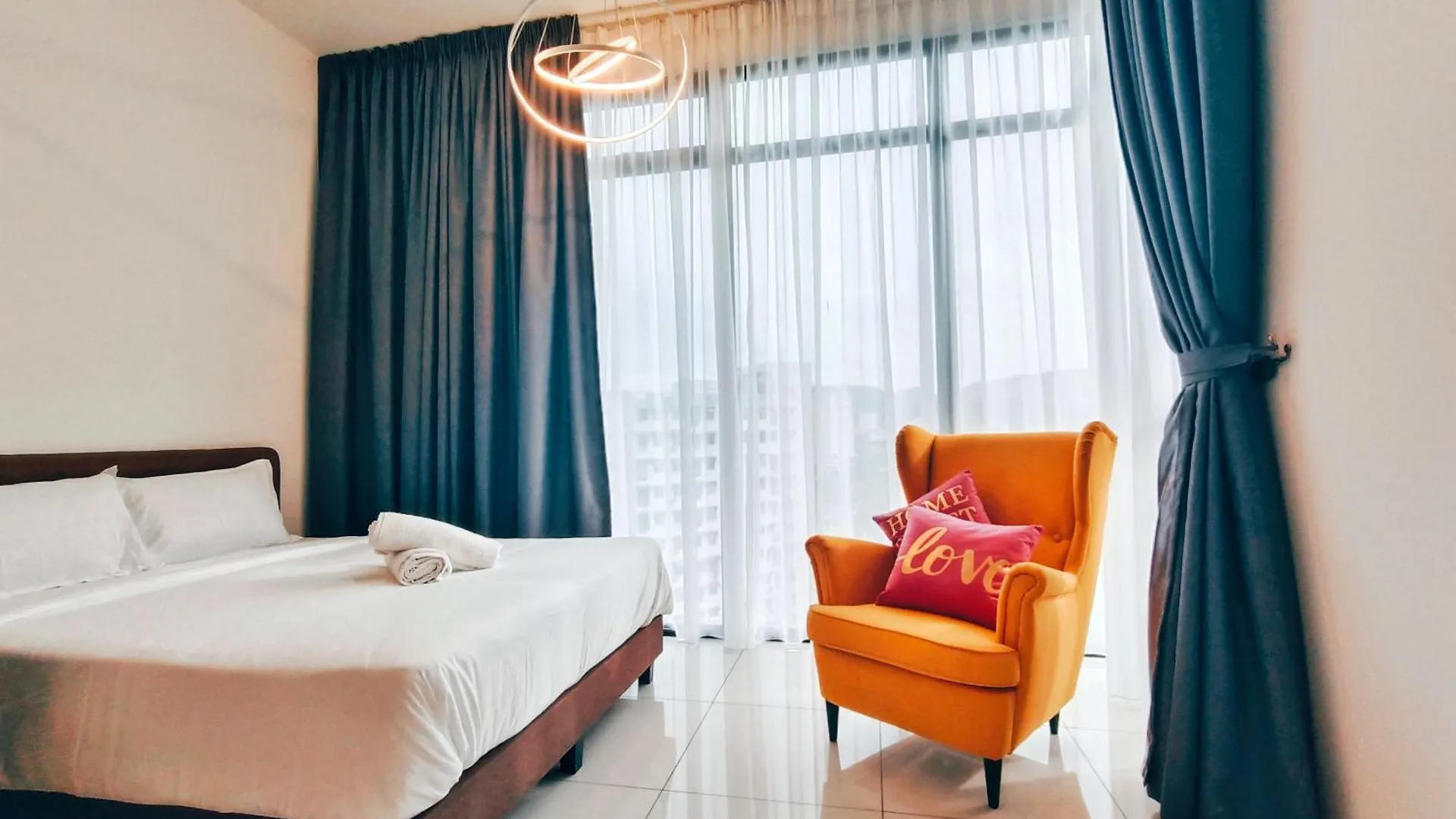 Beacon Executive Suites - By Iz 乔治敦 0*,
